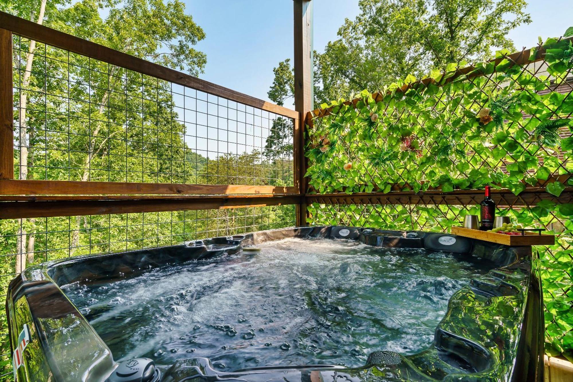 Spring Sale! Indoor Pool, Pet Stays Free, Movie, Hottub Сивиървил Екстериор снимка